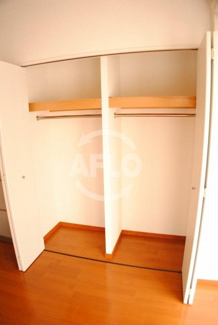 【収納】 | アスリート御堂筋本町 | アスリート御堂筋本町　壁一面の収納