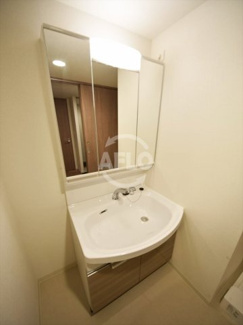 【洗面所】 | プレサンス心斎橋ニスト | プレサンス心斎橋ニスト　独立洗面台