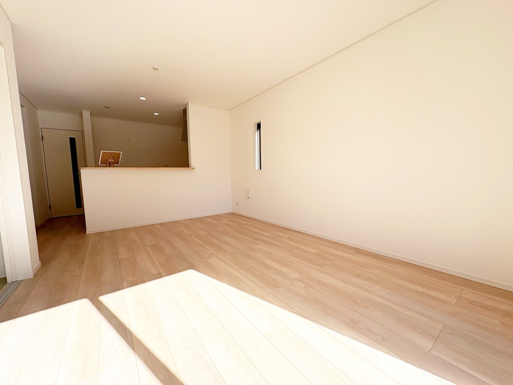 クレイドルガーデン和歌山市和歌浦中第1　1号棟の居間・リビング