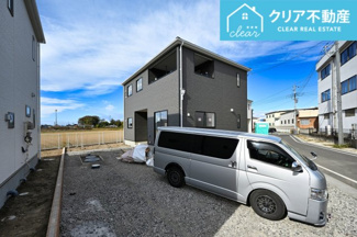 【駐車場】 | 並列３台駐車可能なゆとりのカースペース！