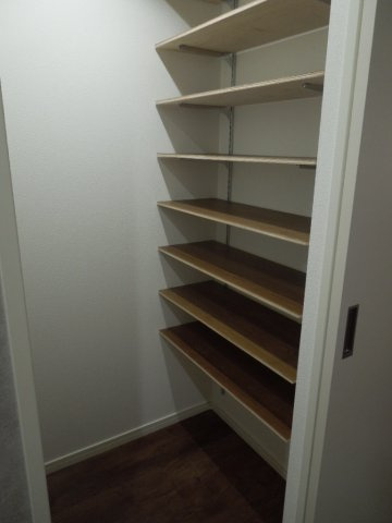 夙川松風公園アーバンライフの収納|小物を収納するのに便利です