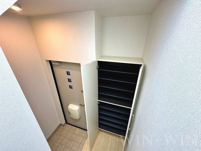 フレーズ東山の玄関