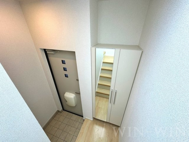 フレーズ東山の玄関