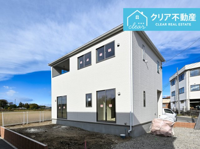 【庭】 | 太田市下田島町第5　クレイドルガーデン　４号棟 | 広々としたお庭でバーベキューやガーデニングも楽しめます♪