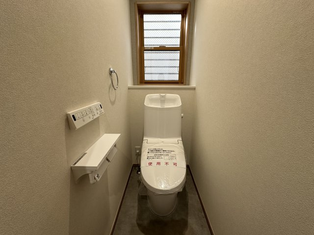 神戸市垂水区西舞子4丁目新築戸建のトイレ