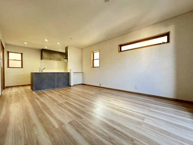 神戸市垂水区西舞子4丁目新築戸建の居間・リビング