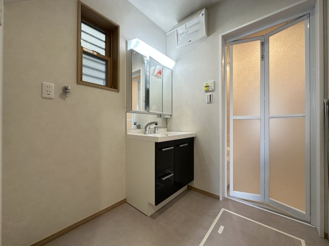 神戸市垂水区西舞子4丁目新築戸建の脱衣所