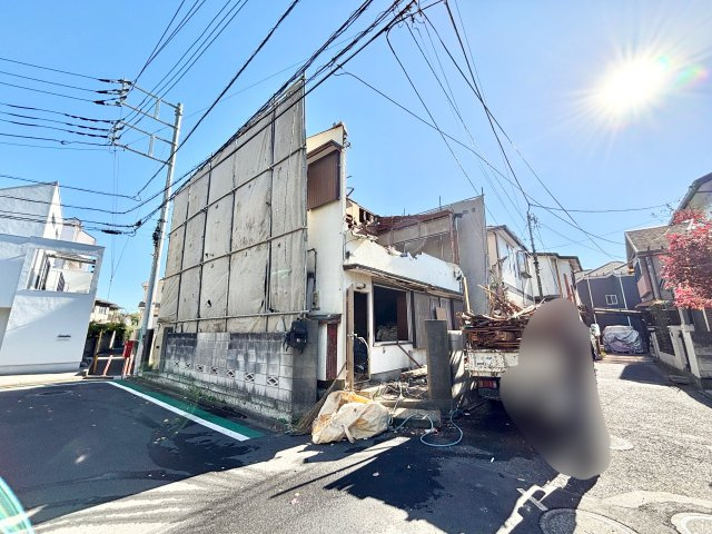 【前面道路含む現地写真】