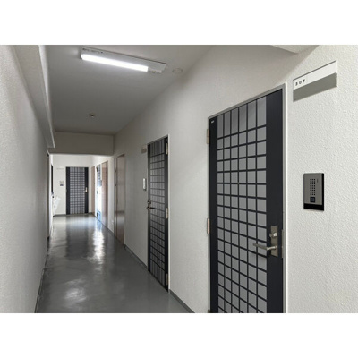 【ロビー】 | X-OVER21覚王山