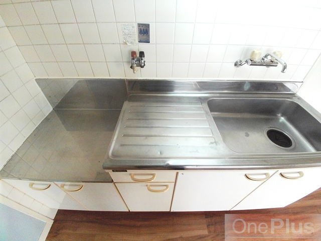 リゾーム灘のキッチン