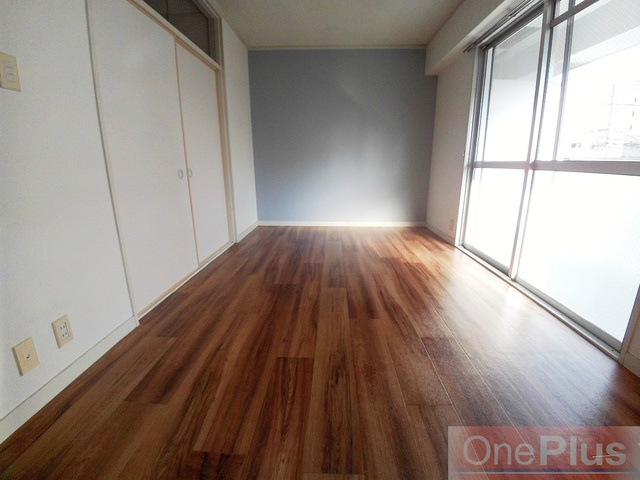 リゾーム灘の居間・リビング