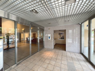 【エントランス】 | イーグルコート西大路アネックス