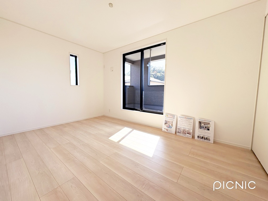 クレイドルガーデン和歌山市和歌浦中第1　２号棟　の洋室