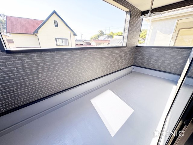 クレイドルガーデン和歌山市和歌浦中第1　２号棟　のバルコニー