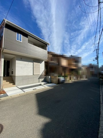 【価格改定】京都市西京区大枝沓掛町5期の前面道路含む現地写真|即入居OKで、すぐに新生活をスタートできます(^^)/