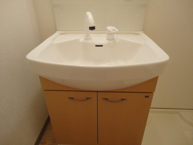 フレッシュパレス堀越の洗面所|洗髪洗面化粧台