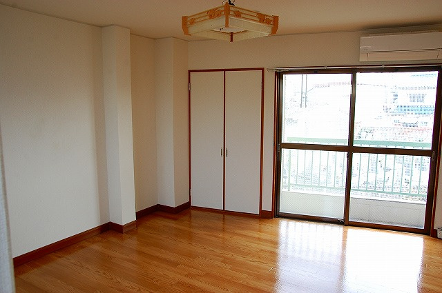 コーポ萩の居間・リビング|使いやすい居間です