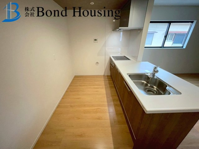 山陽「西新町駅」徒歩3分の好立地物件　西新町3丁目　限定1棟の前面道路含む現地写真