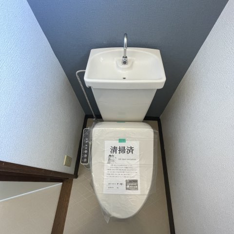 コーポ上岡の玄関