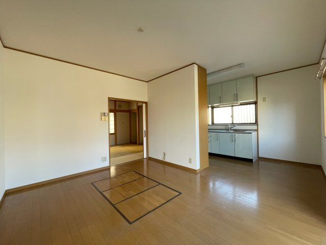 新明町平屋の居間・リビング