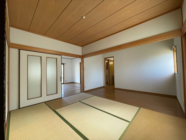 新明町平屋の和室