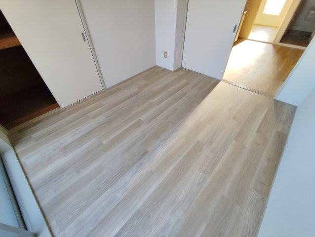 玉木マンションの洋室