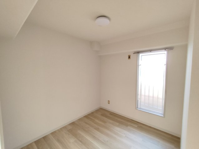 玉木マンションの洋室