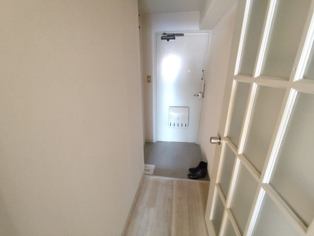 玉木マンションの玄関