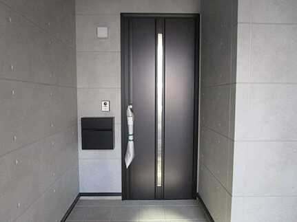 広島市東区矢賀４丁目　新築一戸建ての玄関