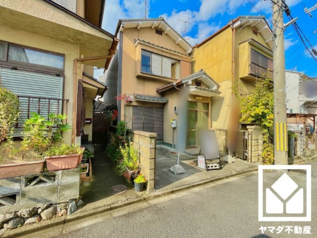 伏見区深草藤森町の外観