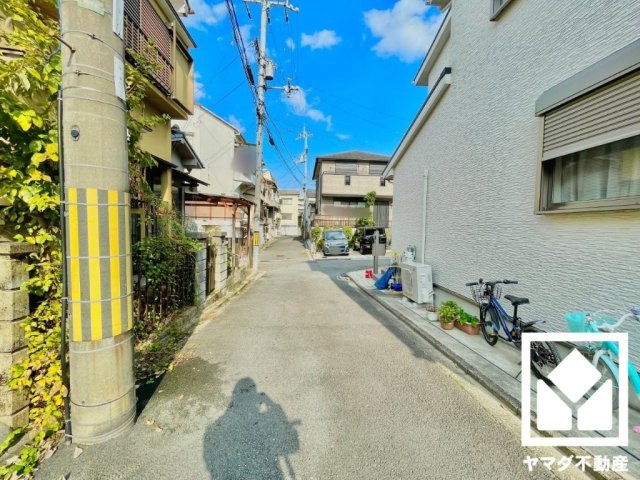 伏見区深草藤森町の前面道路含む現地写真