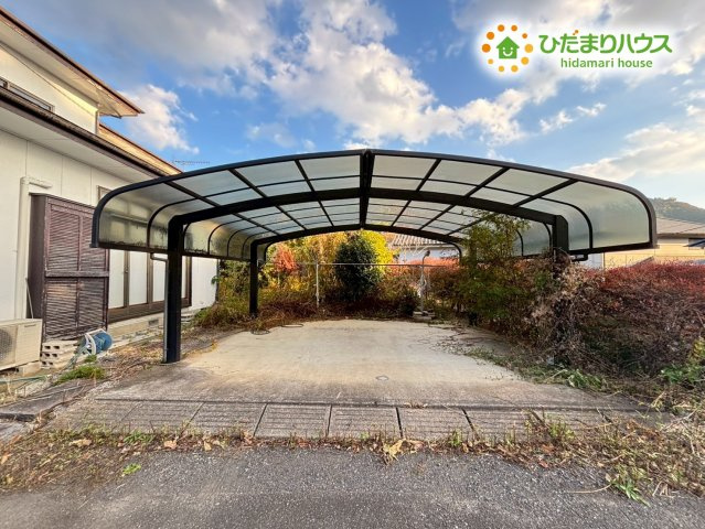 桐生市梅田町　中古一戸建ての駐車場