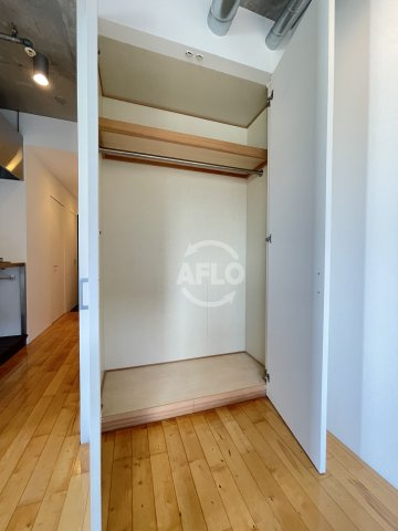 アーデンタワー南堀江の収納|アーデンタワー南堀江　クローゼット