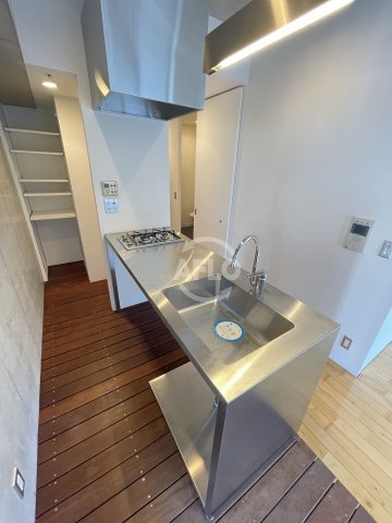 アーデンタワー南堀江のキッチン|アーデンタワー南堀江　システムキッチン