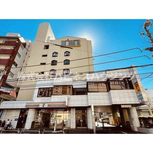 山口ビルの外観