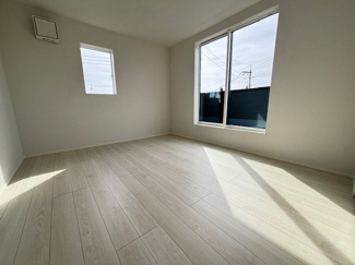 【洋室】 | 佐伯区屋代2（山陽女学園駅）　全２区画　NO1 | 2階　洋室×3　収納付きでお部屋がスッキリ広く使えます。