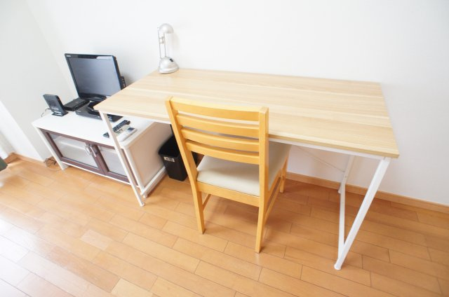 スカイコート品川仙台坂の設備|TVセット・デスク・チェア