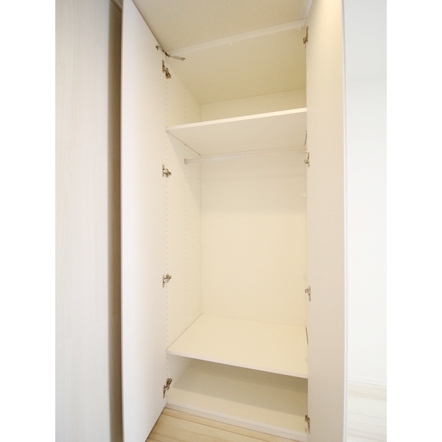 プレール・ドゥーク神楽坂の内装|明るい色調の室内です