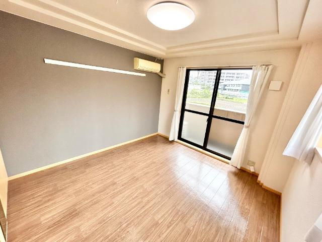 LEGACY学園前の居間・リビング|洋室