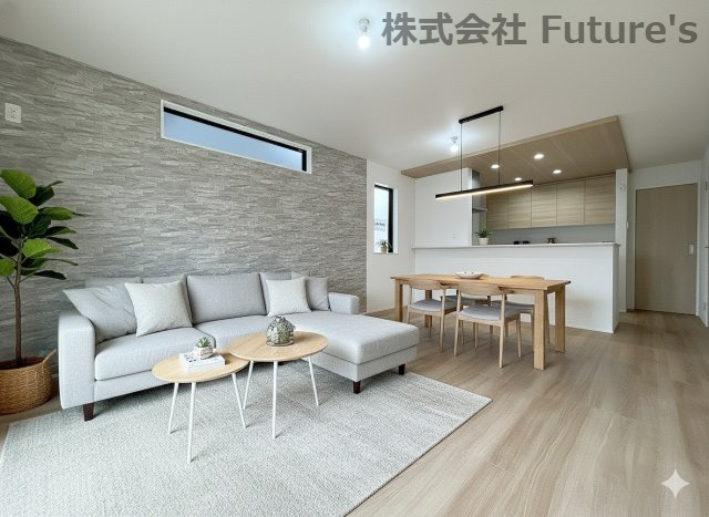 三郷市鷹野5丁目　新築戸建　全2棟　2号棟