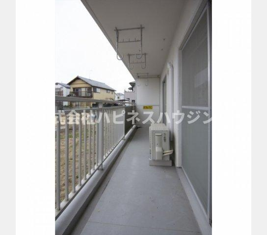 テレパレス柏てるて　南街区　2号棟のバルコニー