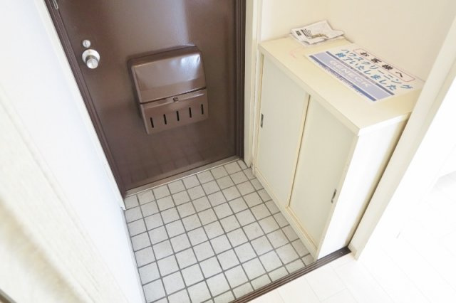 メゾン矢澤の玄関