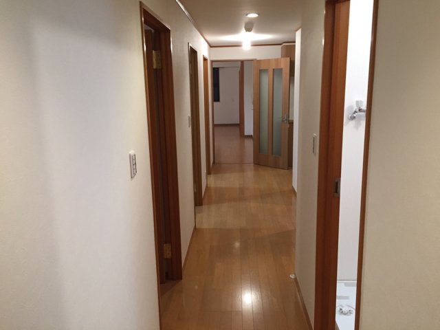 アムールＭの内装