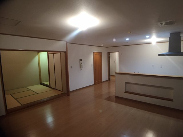 アムールＭの内装