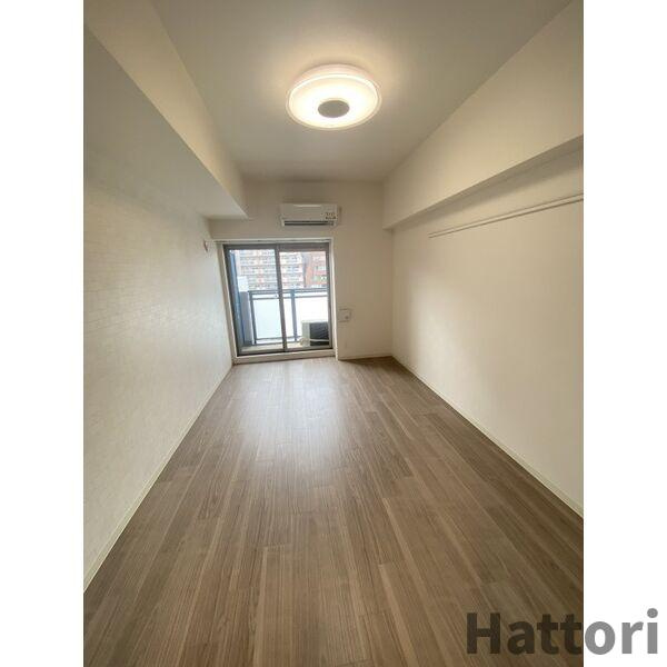 フェニックス新大阪の居間・リビング