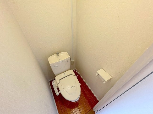 淡路コーポ1号棟のトイレ