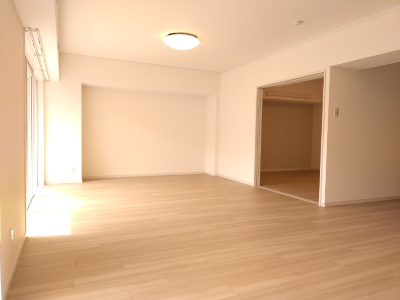 日商岩井芦屋マンションの居間・リビング