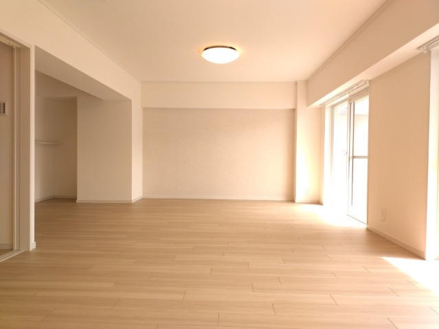 日商岩井芦屋マンションの居間・リビング