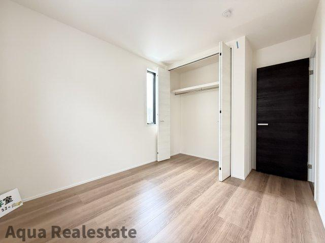 リーブルガーデン高松市円座町第八のキッチン|同タイプキッチン（フロントパネル色は変更の可能性あります）