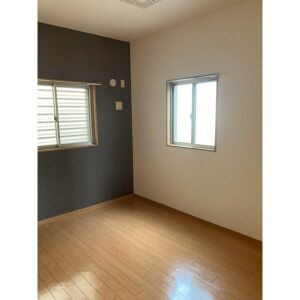 TRINITY(九之坪)の内装